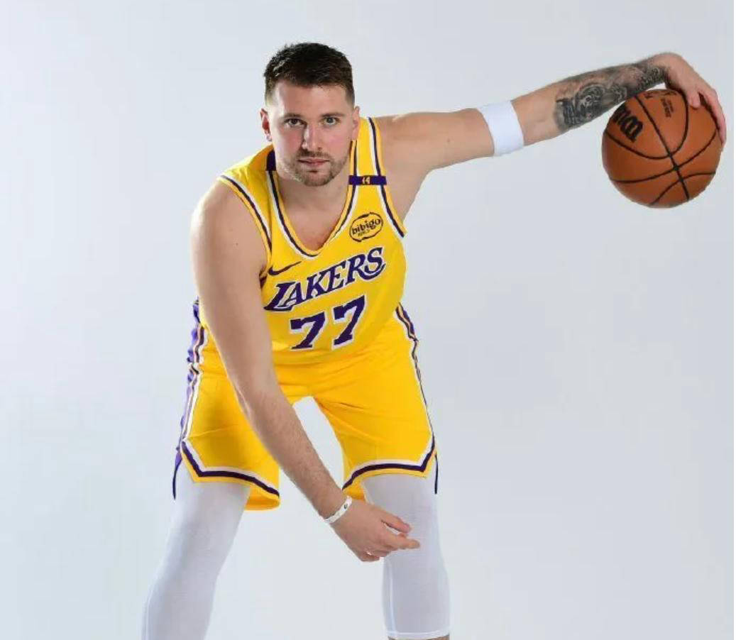 广东宏远签约莫兰德