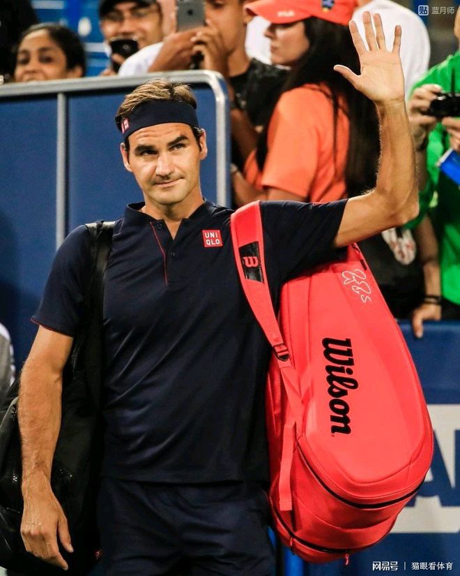 成都蓉城遭遇争议红牌