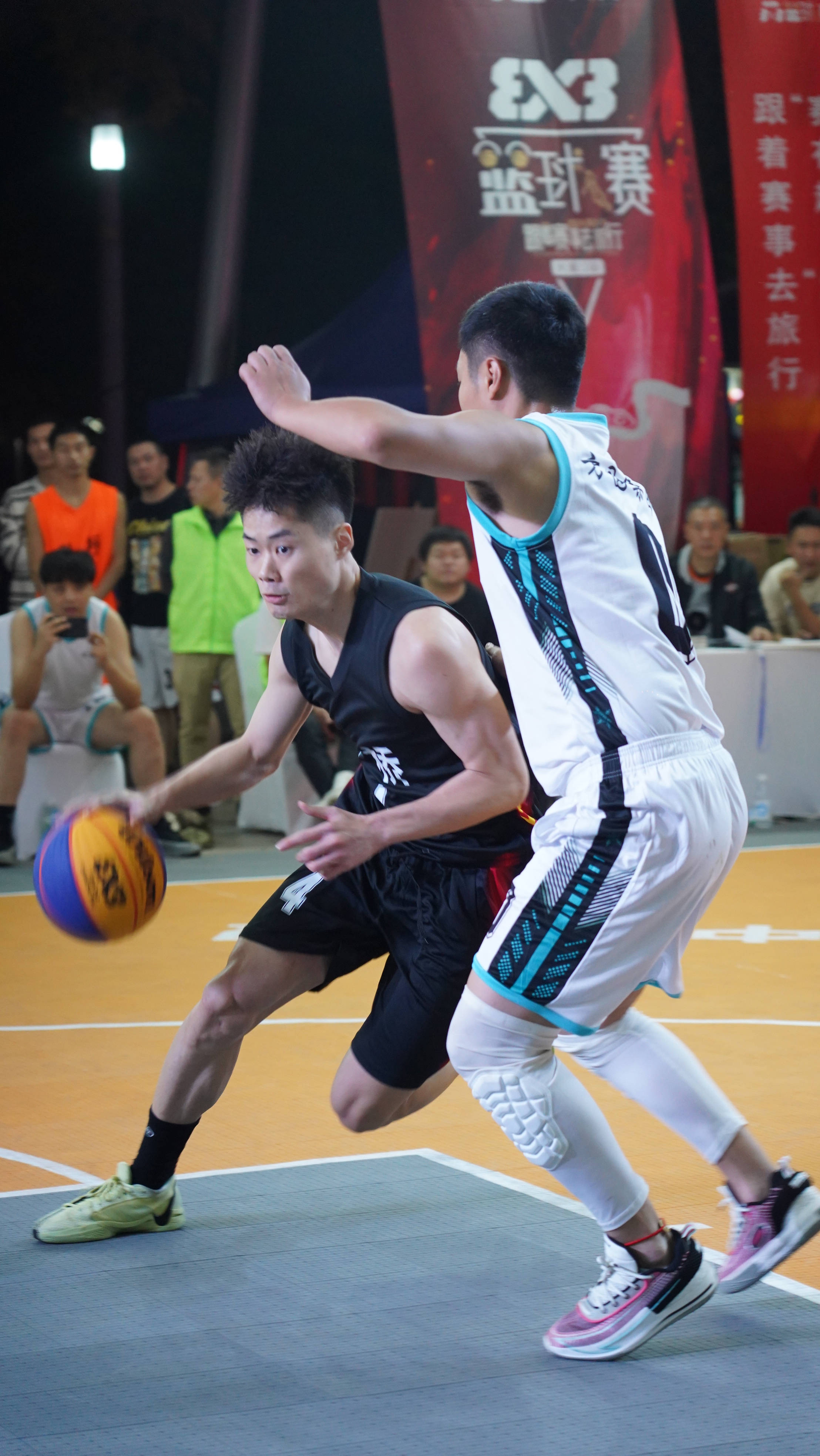 九游官方网站-国内篮球联赛再度吸引观众围观,场面火爆的原因