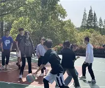 九游官网官方入口-经典对决!球场上两支强队激烈拼抢