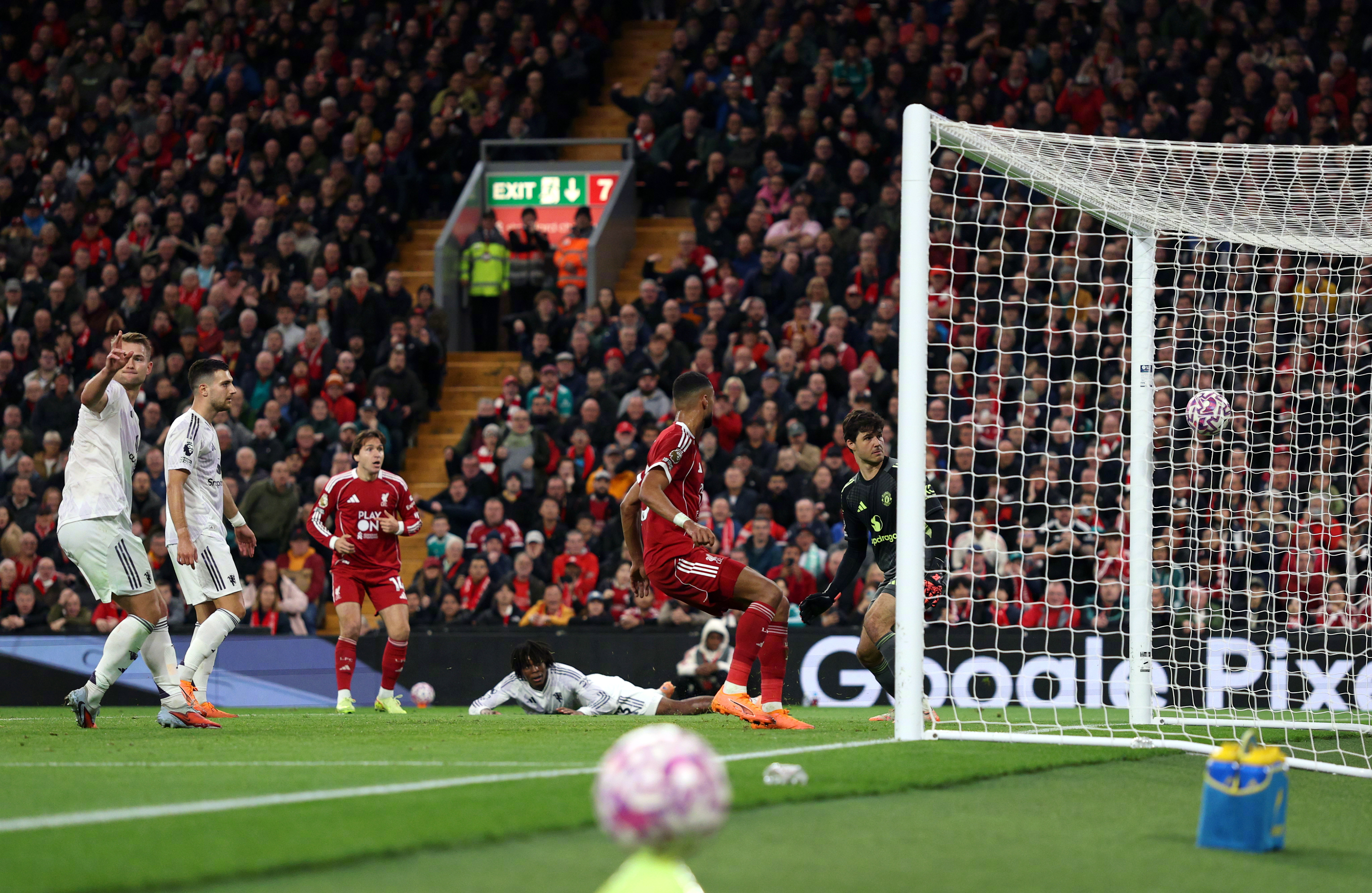 九游官网官方入口-曼联大胜南安普顿