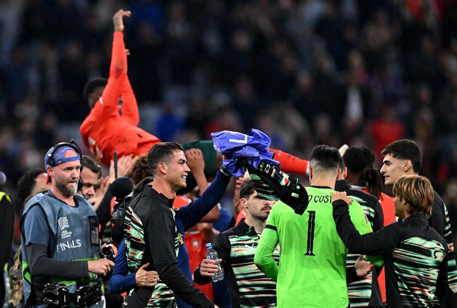 欧预赛葡萄牙对卢森堡