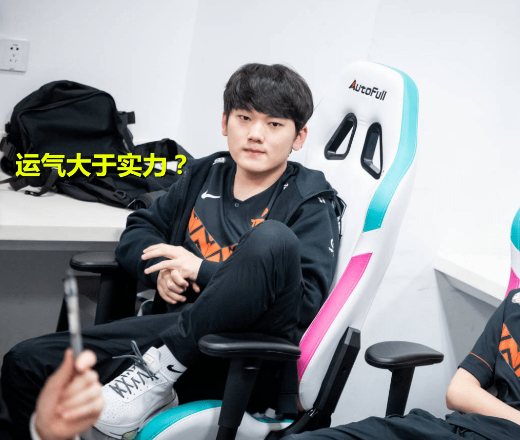 詹姆斯卡维泽塌房澄清